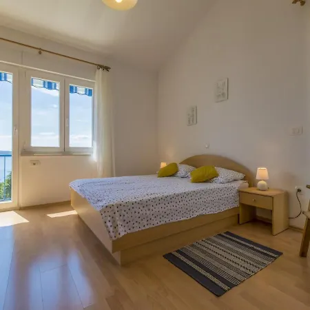 Maro Apartment *