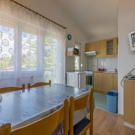 Maro Apartment Dramalj
