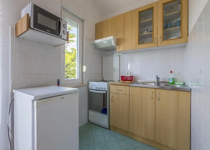 Apartment Maro Dramalj